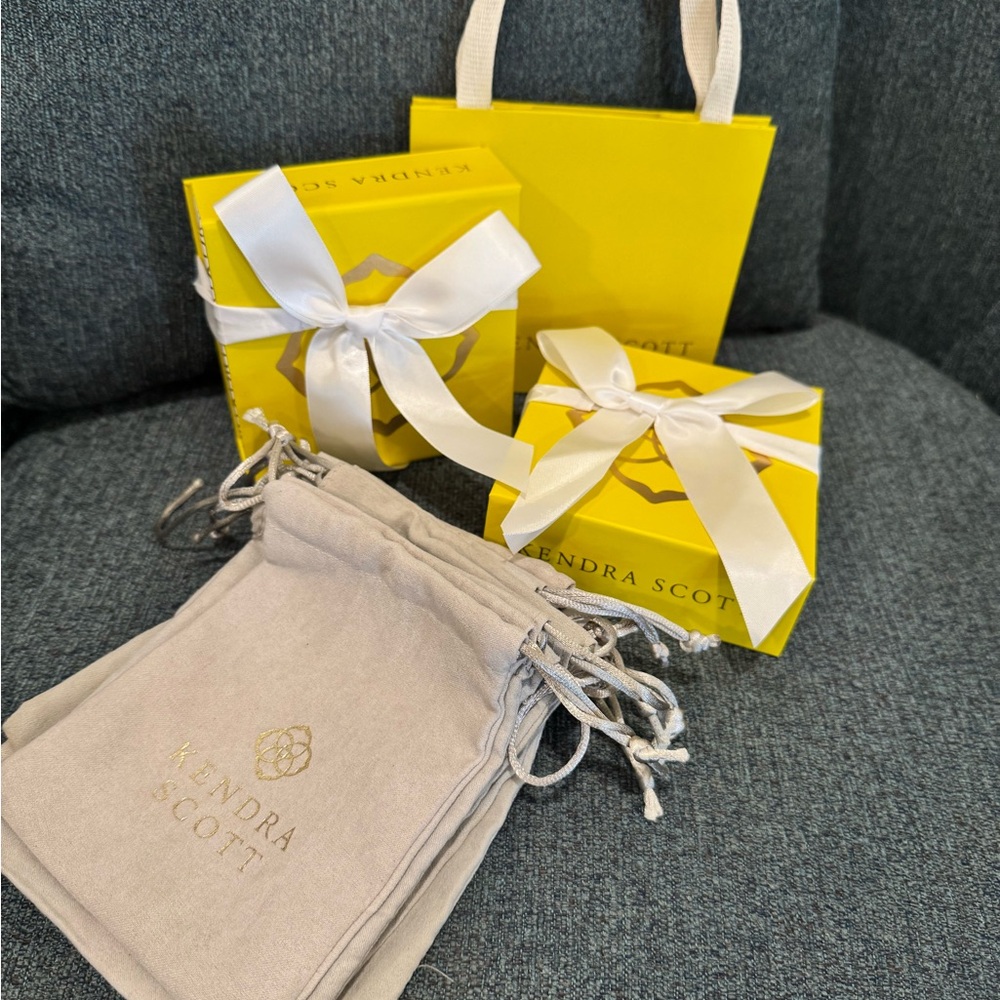 Kendra Scott Yellow Tote Bag with Gift-Ready Style